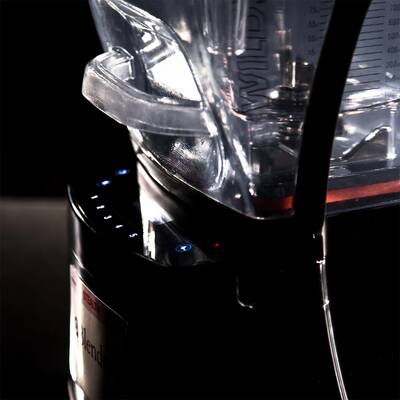 Komerční blender BlendTec Stealth 875, detail