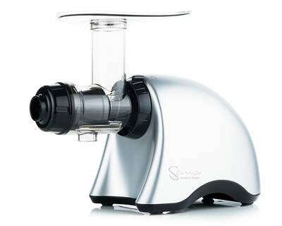 šnekový odšťavňovač Sana Juicer 707