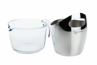 šnekový odšťavňovač Sana Juicer EUJ-707