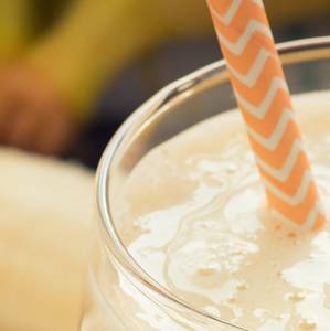 smoothie banán a kokos smoothie banán a kokos