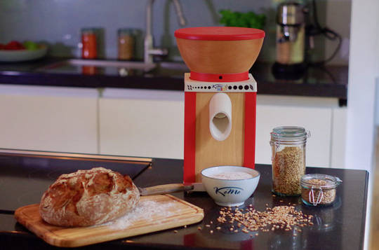 KomoMio červená pro přípravu čerstvé mouky