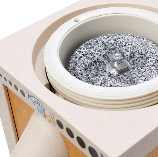 mlecí kámen mlýnku KomoMio