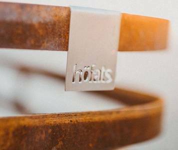 gril hofats cube rusty