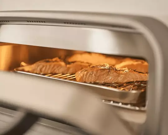 Plech na pečení Ooni Volt 2 s roštem