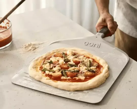 Lopata na pizzu Ooni 12