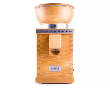 Mlýnek na obilí Sana