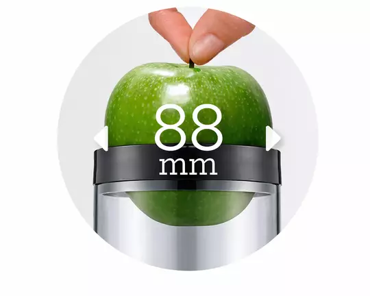 odstředivý odšťavňovač Sage SJE530 s velkým plnicím otvorem 88 mm