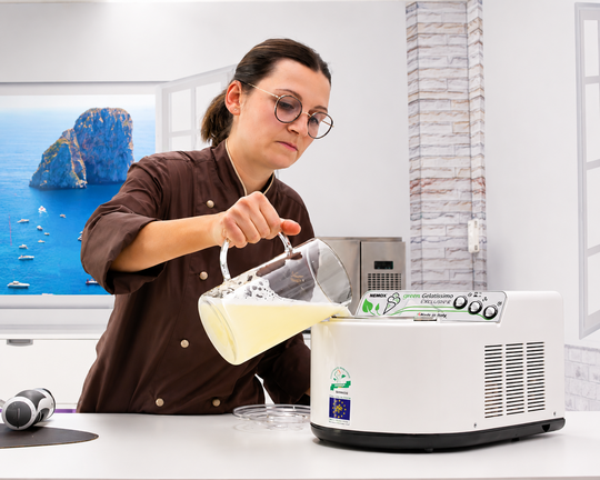 Příprava citronového sorbetu se zmrzlinovačem Gelatissimo Exclusive i-Green
